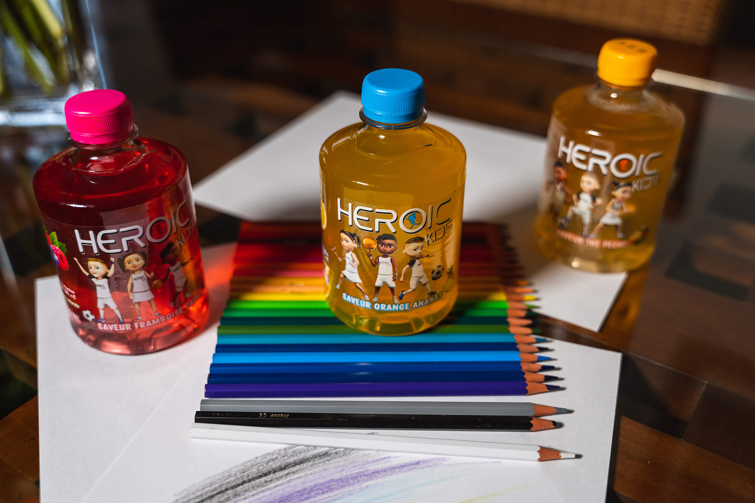 La gamme de boisson Heroic KIDS sont des boissons multivitaminés et aux arômes naturels. De quoi permettre à votre enfant de se développer dans ses activités physiques en toute sérénités